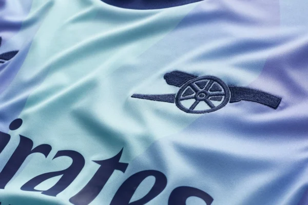 Arsenal adidas 24/25 Third Shirt - Image 3